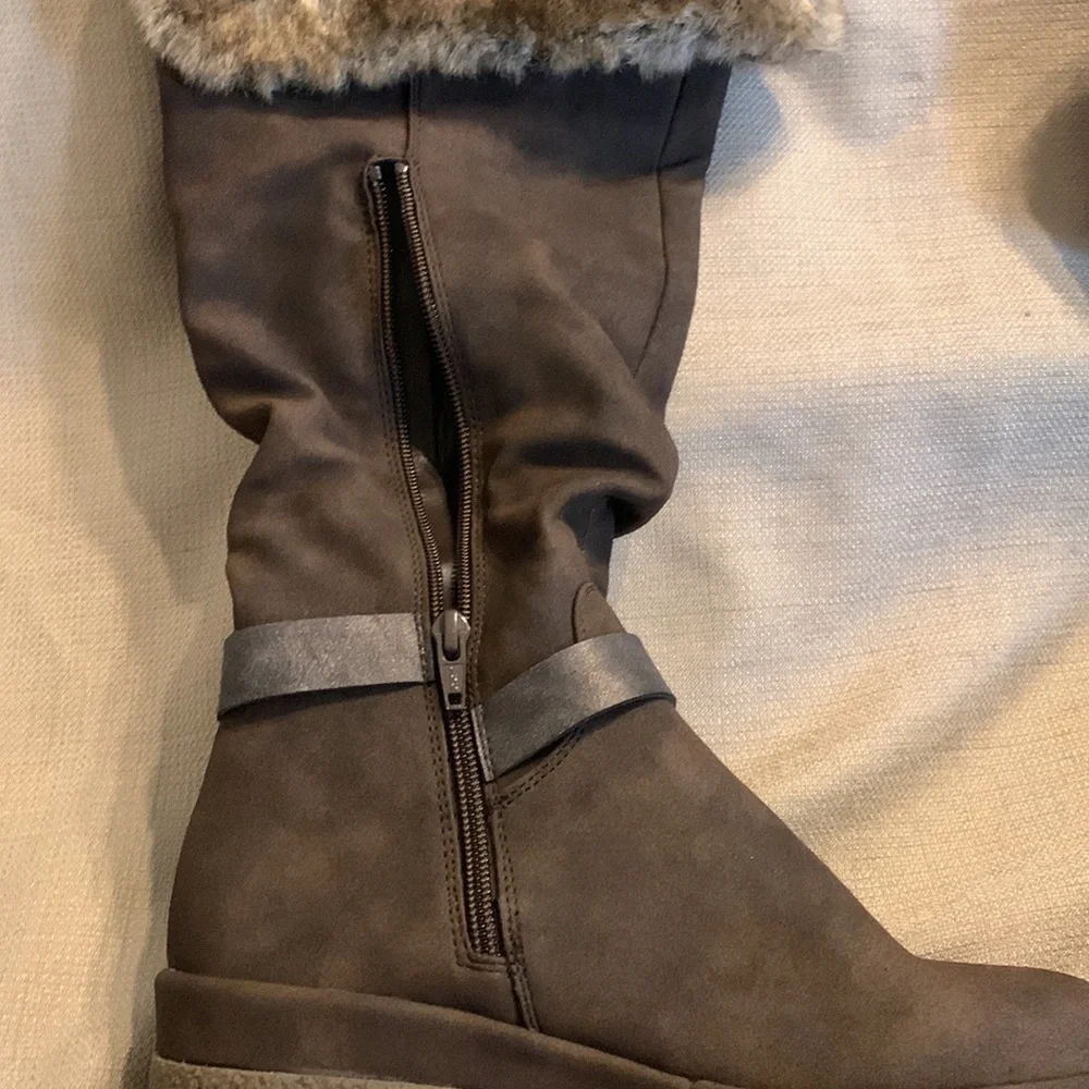 Cliffs by White Mountain Merridan Boots